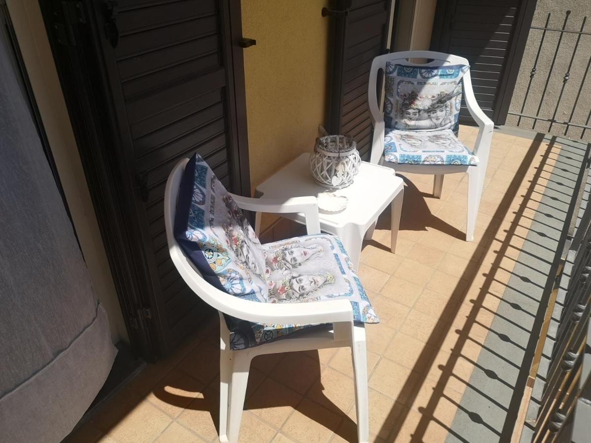 Casa Del Moro Apartment Giardini Naxos Ngoại thất bức ảnh